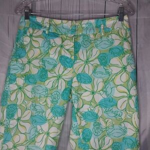 Lilly Pultizer Guava Green Floral And Crab Print Women's Capri's Size 4 Vintage